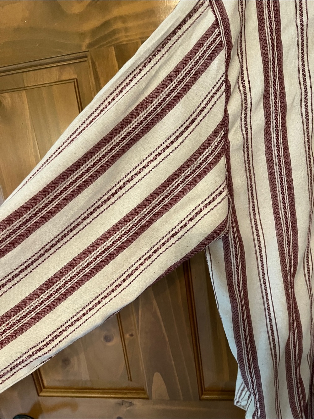 Easel Los Angeles Striped Button-Down Shirt in Cranberry & White - Picture 4 of 7
